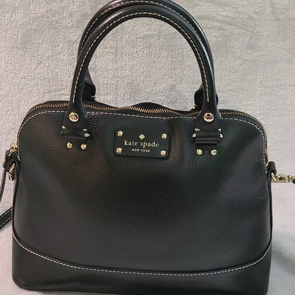 kate spade Handbags - Authentic Kate Spade Satchel Handbag